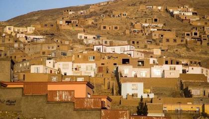 亚洲第一穷国:境内资源价值却超20万亿,美国为此国耗费近5万亿