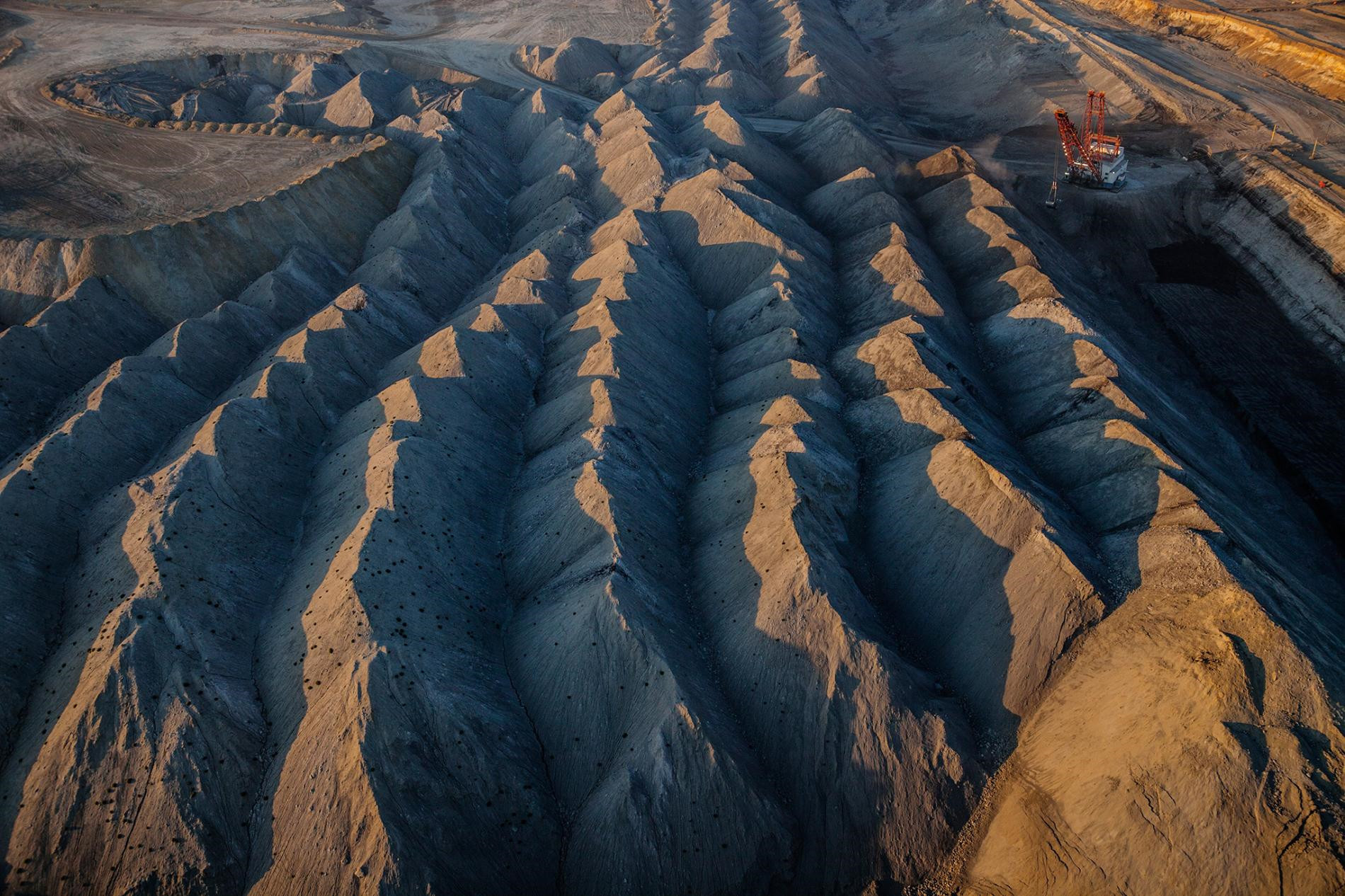 储量高达3107亿吨,延伸几千公里,是全世界产量最大的煤田!